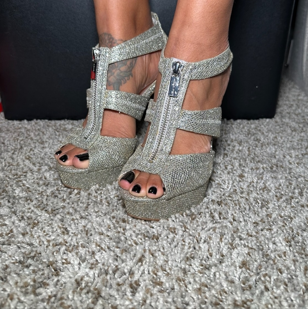 Michael Khors Berkley platform heel silver glitter